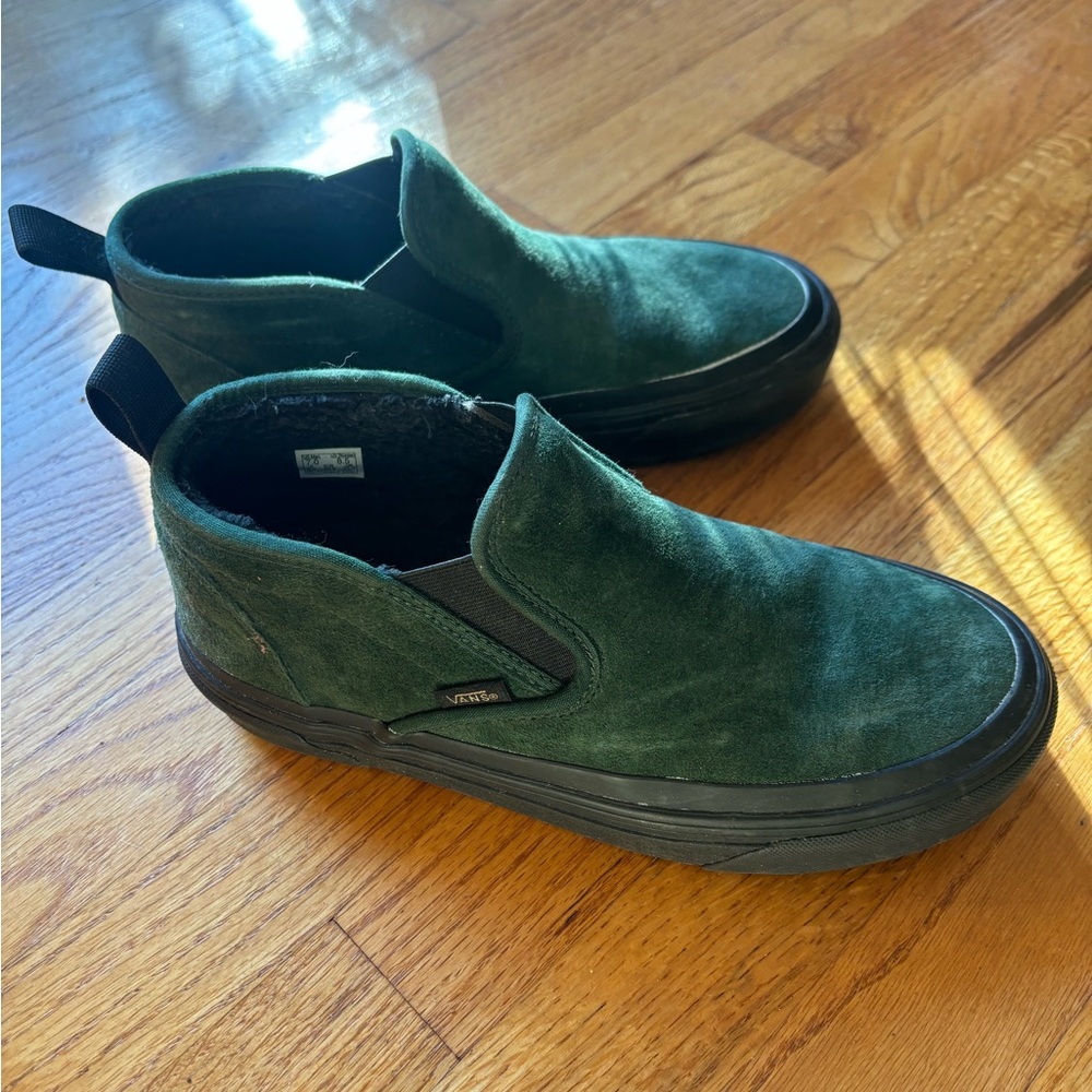 Vans MTE Mid Top waterproof suede slip on booties 8.5